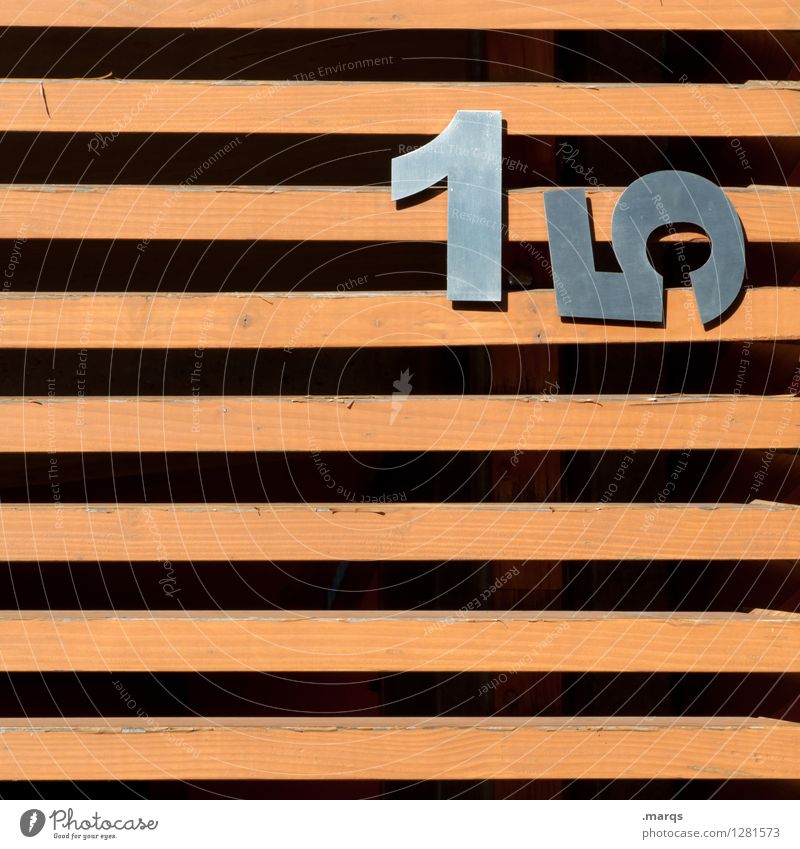 15 Stil Mauer Wand Holzwand Metall Ziffern & Zahlen Linie einfach Hausnummer Neigung Jugendliche Lebensalter Farbfoto Außenaufnahme Strukturen & Formen