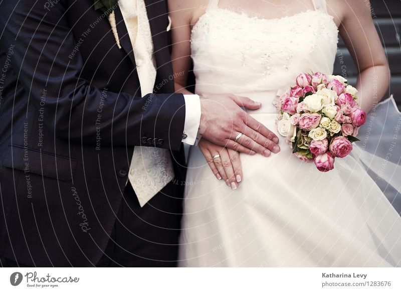 * Reichtum Stil Maniküre Hochzeit Mensch Junge Frau Jugendliche Junger Mann Paar Partner Leben Hand 2 18-30 Jahre Erwachsene Brautkleid Anzug rosa schwarz weiß