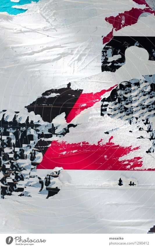 Abstrakter Grunge Hintergrund mit alten heftigen Plakaten Design Tapete Kunst Zeitung Zeitschrift Stadt Straße Papier Graffiti dreckig retro schwarz weiß Farbe