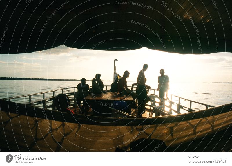 arche noah Freundschaft Gegenlicht Brasilien Amazonas Ferne gemütlich Hängematte Frieden Mensch Tourist individuuen Sonne Schatten rio negro Wasser Fluss