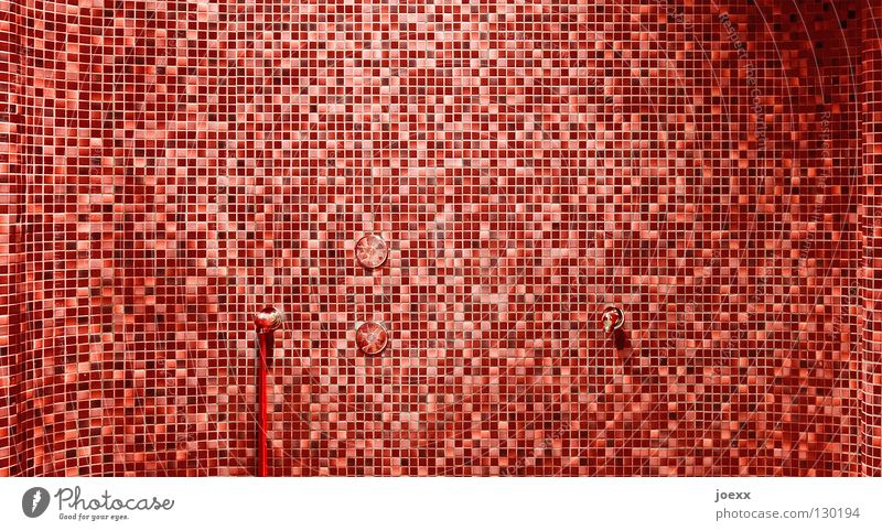 Einzelstücke Aggression Blut rot Strukturen & Formen geheimnisvoll gruselig Mosaik Muster Bildpunkt Quadrat Schlauch mehrere Rechteck Wand Wasserhahn