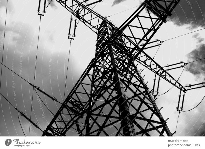 energie 2 Wolken Elektrizität Versorgung Kraft Elektrisches Gerät Technik & Technologie Wind Energiewirtschaft Strommast Leitung Metall Kabel Himmel