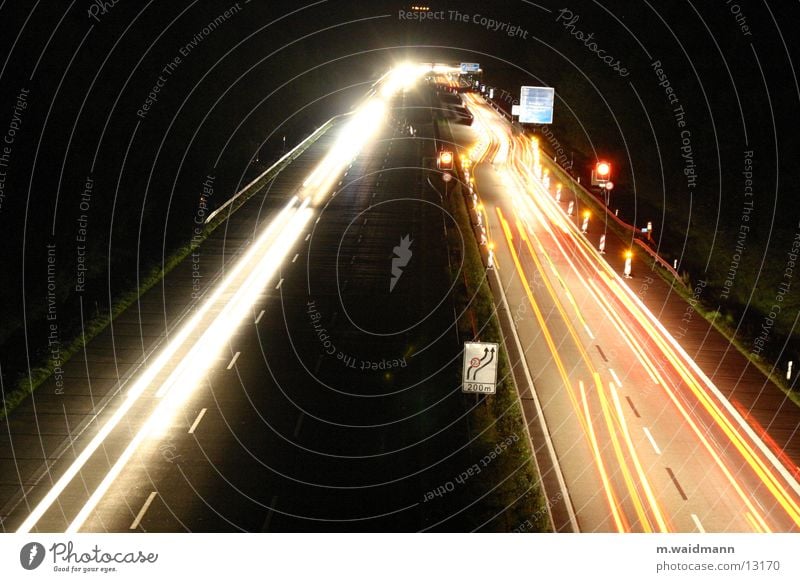 nachtbaustelle 4 Autobahn PKW Lastwagen Nacht dunkel Baustelle Verkehr Langzeitbelichtung Belichtung Schilder & Markierungen Straße Licht Lampe