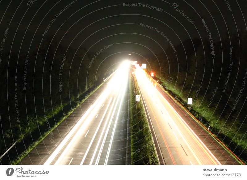 nachtbaustelle 2 Autobahn PKW Lastwagen Nacht dunkel Baustelle Verkehr Langzeitbelichtung Belichtung Schilder & Markierungen Straße Licht Lampe