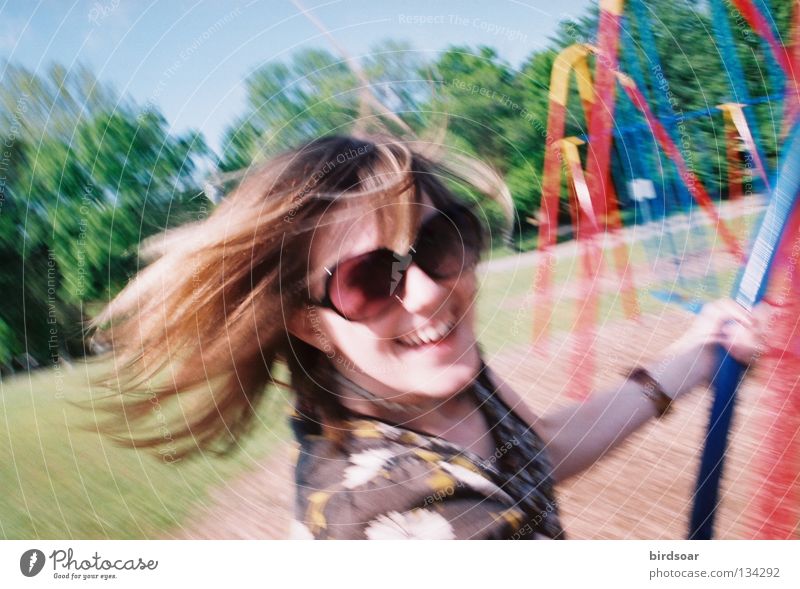 SWINGS Park Farbstoff Freude Filmindustrie springtime Nachmittag dana schaukeln Farbe fun afternoon the handi-park swinging color