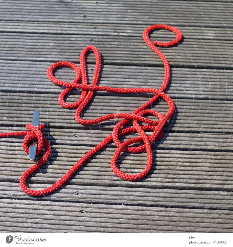 Roter Kopfschlag Steg Holz durcheinander Segeln Freizeit & Hobby Seil Knoten Segelknoten
