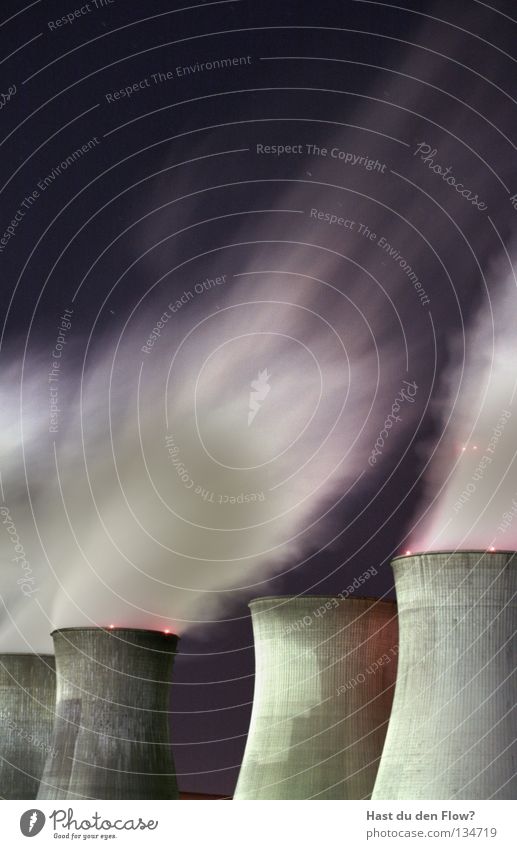 Turm Wolken Regen weiß violett Umweltverschmutzung Gedanke Himmelsstürmer leer Wassertropfen schwer Morgen Abend Horizont Elektrizität Arbeit & Erwerbstätigkeit