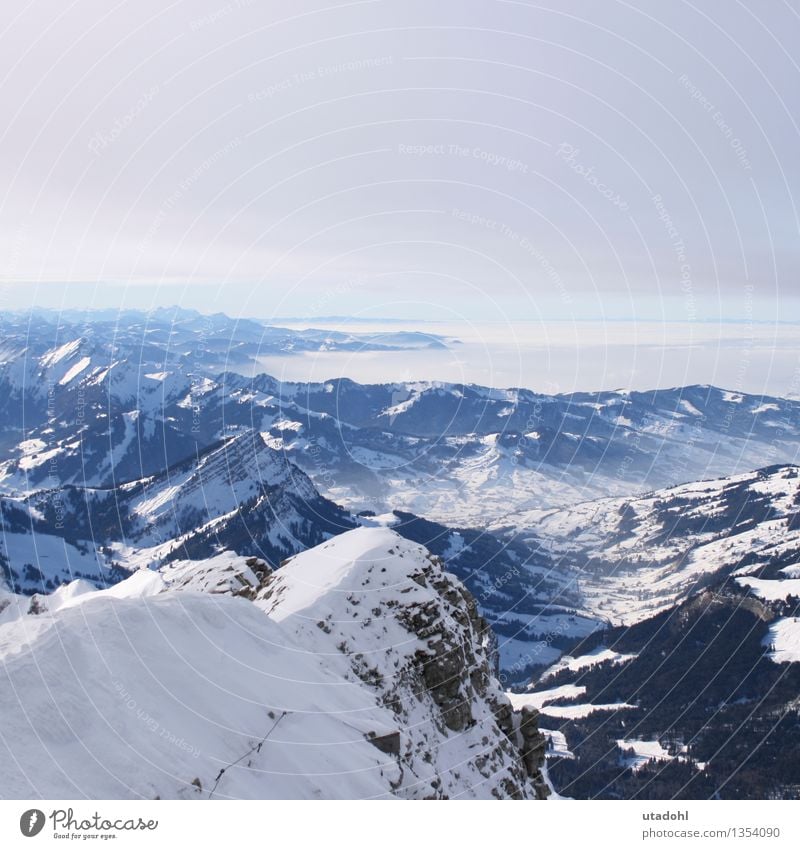 So weit das Auge reicht Winter Schnee Winterurlaub Berge u. Gebirge wandern Natur Landschaft Himmel Wolken Horizont Schönes Wetter Alpen Gipfel