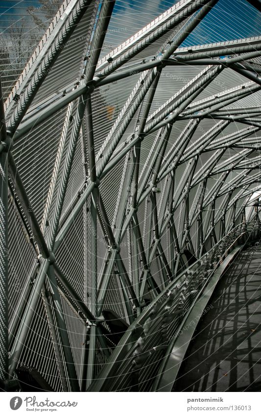 Bridge Graz Tunnel Brücke Detailaufnahme grid path bridge spiral construction shell