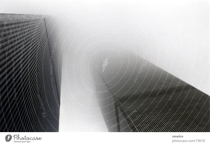 WTC im mist New York City World Trade Center Architektur Nebel