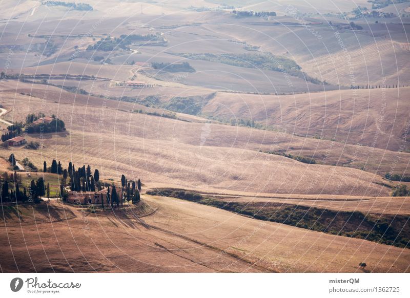 Toskanaweite. Umwelt Natur Landschaft Pflanze ästhetisch Italien Hügel Ferne mediterran Süden Urlaubsfoto Farbfoto Gedeckte Farben Außenaufnahme Experiment