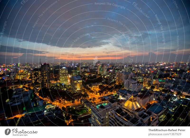 Big City Lights... Stadt Stadtzentrum Haus blau gelb gold orange rosa schwarz silber weiß Vietnam Saigon Licht Sonnenuntergang Stimmung Dach Farbfoto