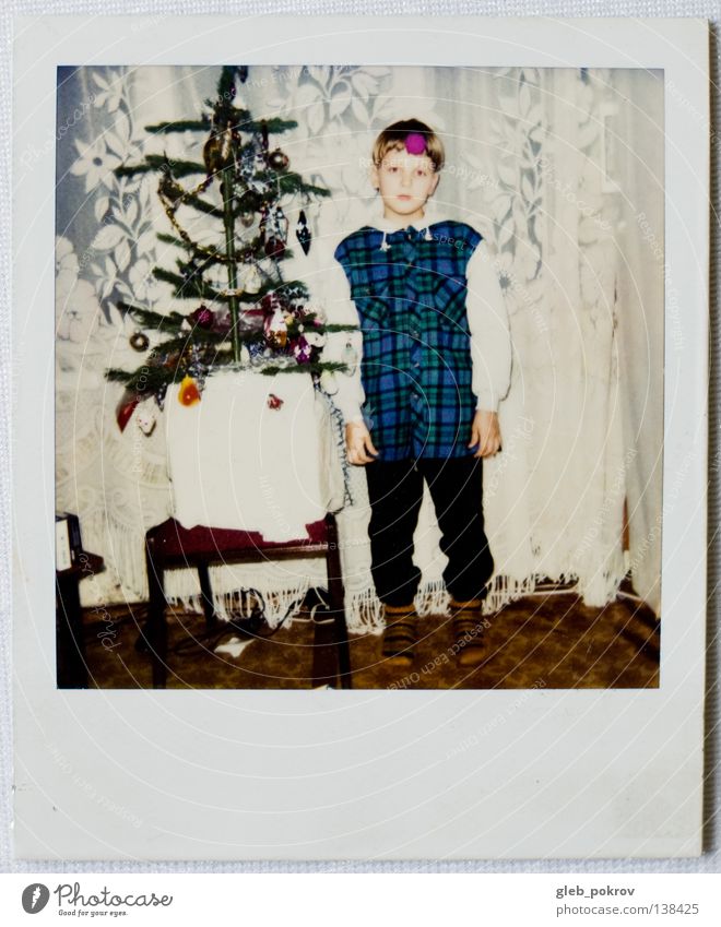 Polaroid part I Porträt Mensch retro Farbe home boy dreams russia full lengh 6x6 new year Mauer