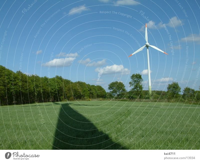 Windrad ökologisch Elektrizität Elektrisches Gerät Technik & Technologie Windkraftanlage Energiewirtschaft Schatten