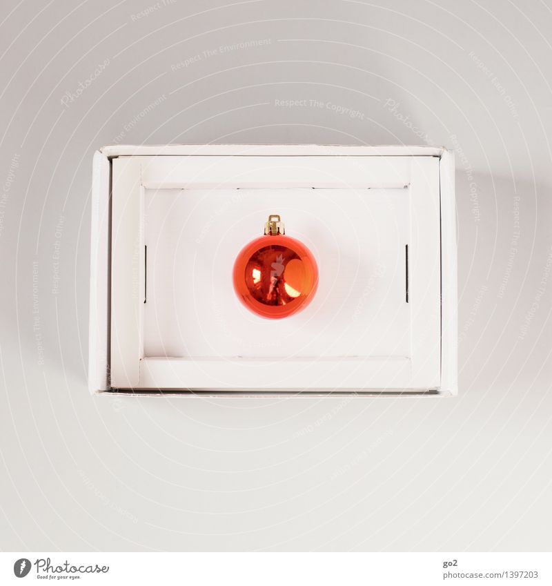 Alle Jahre wieder Weihnachten & Advent Christbaumkugel Geschenk Karton Verpackung Paket ästhetisch orange Vorfreude Design Überraschung Farbfoto Innenaufnahme