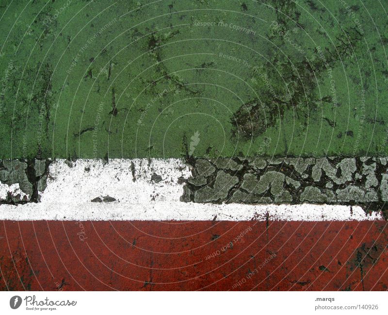 Italia alt rot weiß Feld grün Italien Linie Streifen Sportler verfallen Sportplatz Bewegung Farbe Vergänglichkeit Spielen Außenaufnahme