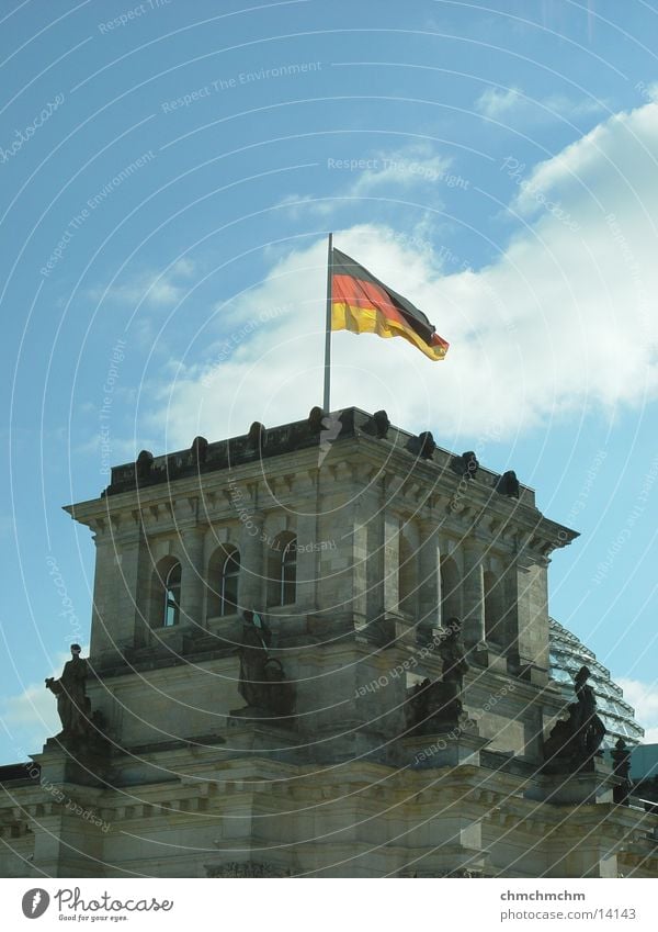 tower_of_political_power Fahne Regierung Architektur Turm Deutscher Bundestag Berlin Hauptstadt