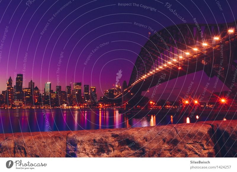 Sydney Skyline Wolkenloser Himmel Sonnenaufgang Sonnenuntergang Sonnenlicht Stadt Hafenstadt Stadtzentrum bevölkert überbevölkert Brücke Gebäude Architektur