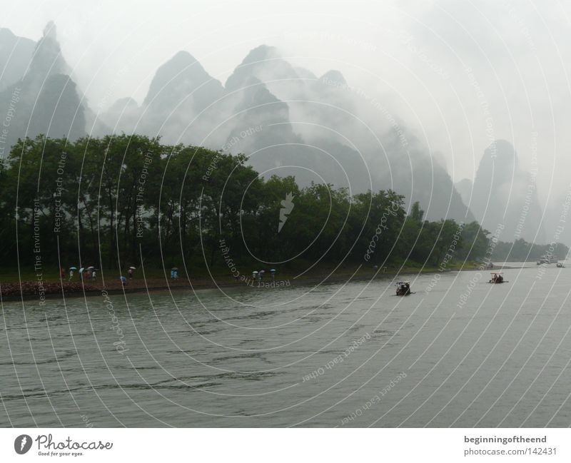 China Guilin Li River Lijang Fluss Nebel Wasser Landschaftsformen Natur Berge u. Gebirge Asien Bach mountains Fog Water