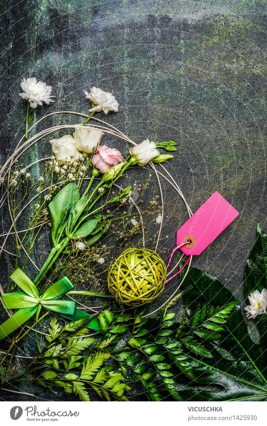 Schöne Blumen mit Blättern und Dekoration für Blumenstraus Stil Design Innenarchitektur Dekoration & Verzierung Tisch Veranstaltung Valentinstag Muttertag
