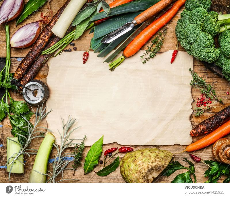 Gemüse Zutaten für Suppe oder Brühe Lebensmittel Kräuter & Gewürze Ernährung Mittagessen Abendessen Bioprodukte Vegetarische Ernährung Diät Gesunde Ernährung