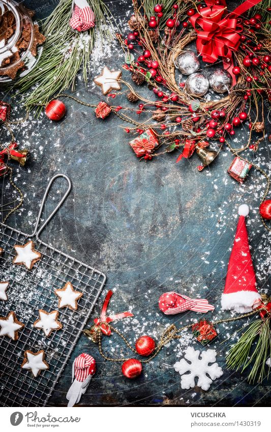Weihnachtskarte mit Winterschmuck, Plätzchen , Schnee und Kranz Stil Design Freude Glück Dekoration & Verzierung Veranstaltung Feste & Feiern