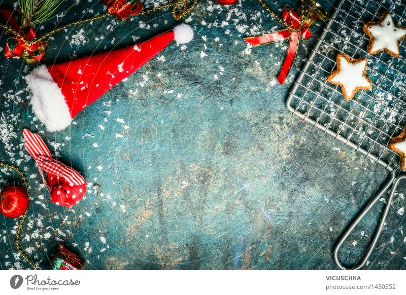 Weihnachtsmannmütze mit Winter Dekoration und Plätzchen Stil Design Veranstaltung Feste & Feiern retro Tradition Hintergrundbild Grunge Symbole & Metaphern tree