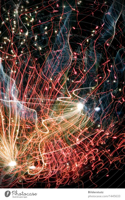 Lichter Freude Glück Nachtleben Entertainment Party Feste & Feiern Silvester u. Neujahr Kunst Feuerwerk glänzend ästhetisch schön mehrfarbig Bewegung Energie