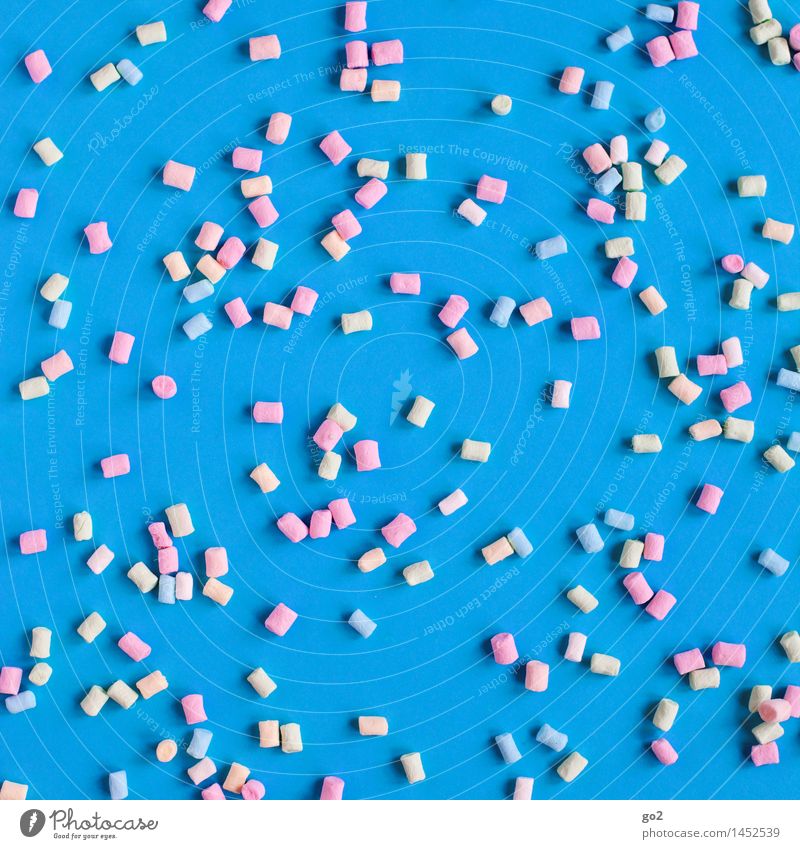 Mini Marshmallows Lebensmittel Süßwaren Mäusespeck Zucker Ernährung Essen ästhetisch Fröhlichkeit klein lecker süß viele blau mehrfarbig gefräßig