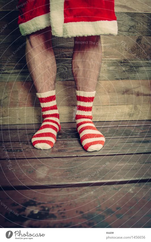 Weihnachten steht vor der Tür ... Feste & Feiern Weihnachten & Advent Mensch maskulin Beine Fuß 1 Mode Bekleidung Arbeitsbekleidung Mantel Strümpfe Stoff Holz