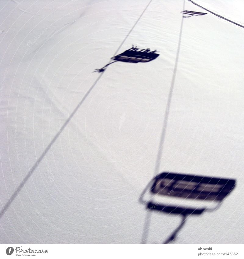 Winterspaß Schnee Schatten Sesselbahn Skifahren weiß St. Jakob Defereggental Seilbahn Pulver Ferien & Urlaub & Reisen Freude Alpen Osttirol Bergsteigen
