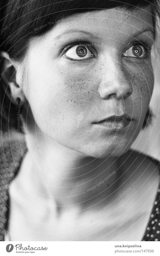 länkar prickig Gesicht Mensch Junge Frau Jugendliche Erwachsene Auge Nase Mund schwarz weiß Sommersprossen Fünfziger Jahre Sechziger Jahre Schwarzweißfoto
