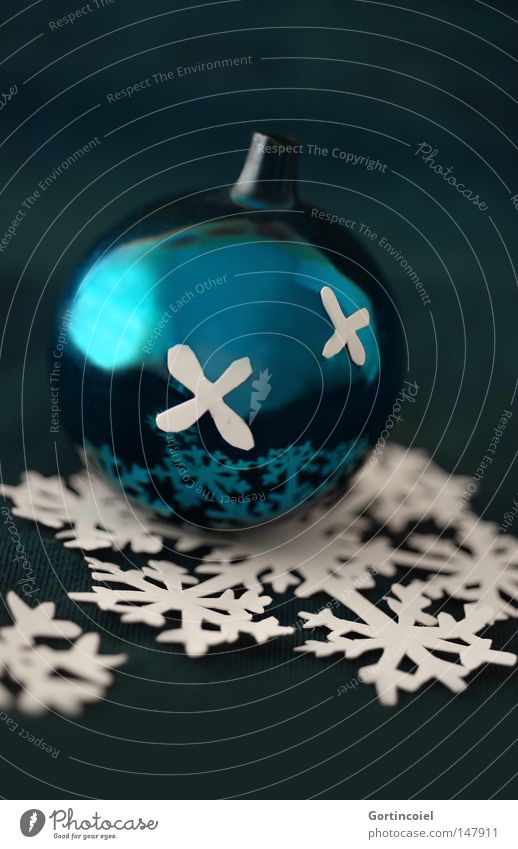 Blue Christmas Winter Schnee Feste & Feiern Dekoration & Verzierung Kitsch Krimskrams glänzend schön Weihnachtsdekoration besinnlich Christbaumkugel Baumschmuck