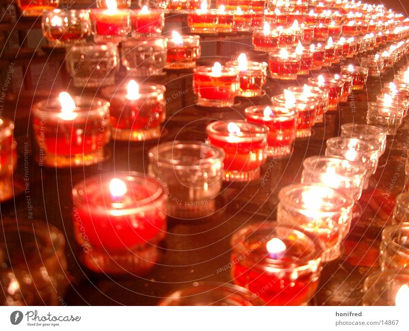 Scheinwelt Kerze Teelicht rot Licht obskur Religion & Glaube Weihnachten & Advent Gottesdienst Flamme Brand
