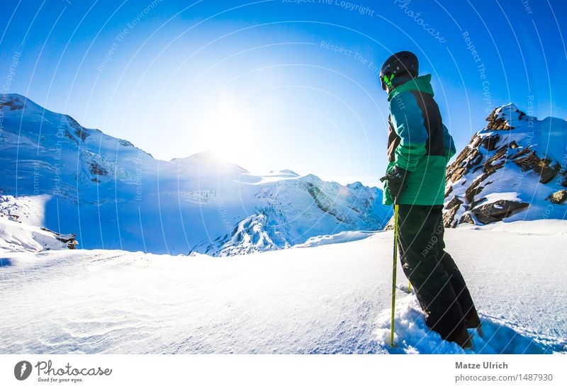 Ausblick auf Gletscher Winter Schnee Winterurlaub Berge u. Gebirge Sport Wintersport Skifahren Snowboard Skipiste Backcountry Mensch Junge Frau Jugendliche