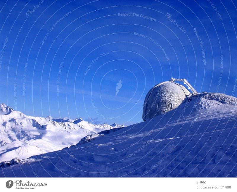 weisfluhgipfel Schweiz weiß kalt Winter Radarstation Wetterstation Davos ruhig Gipfel Berge u. Gebirge Schnee Eis blau klosters Alpen hoch