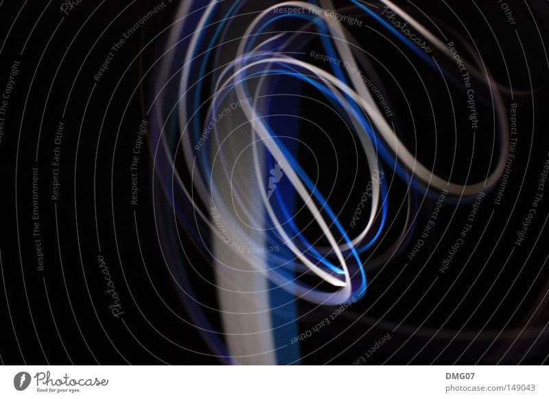 Blau-Weiß-Strahl Stil Winter Musik Herbst Bewegung Coolness schwarz Beleuchtung Strahlung Dynamik Geschwindigkeit. Frühling Swoof Licht Langzeitbelichtung