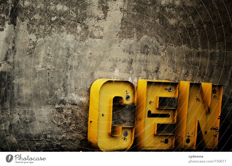 CENbuchstabenMEISTER Buchstaben Typographie Wort Schriftzeichen Mauer alt Kommunizieren Beschriftung verwenden Handwerk Ladengeschäft Vergangenheit verfallen