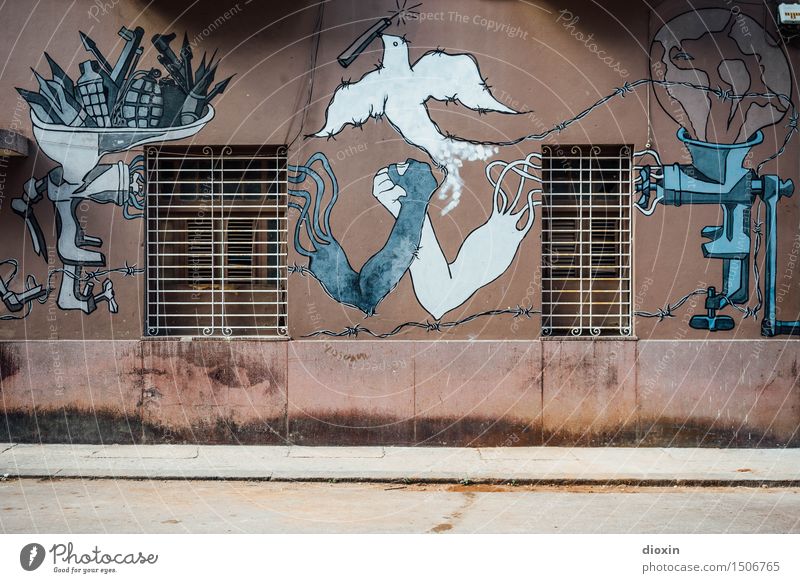 hate racism, love havana! Arme Hand Kunst Kunstwerk Gemälde Straßenkunst Havanna Kuba Mittelamerika Karibik Stadt Hafenstadt Stadtzentrum Menschenleer Haus