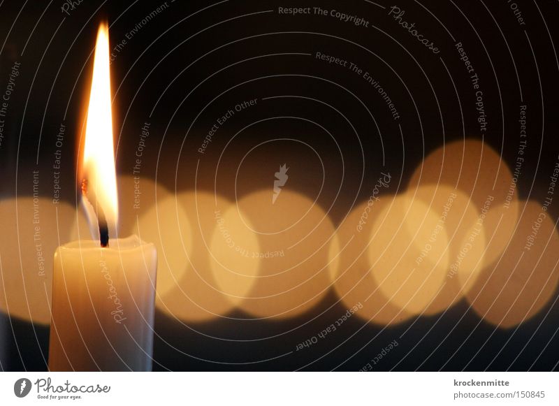 Lichtblicke Kerze Lichterscheinung Kreis brennen Kerzendocht Docht Beleuchtung Wärme Weihnachten & Advent Flamme Hoffnung Denken Romantik Vergänglichkeit Wachs