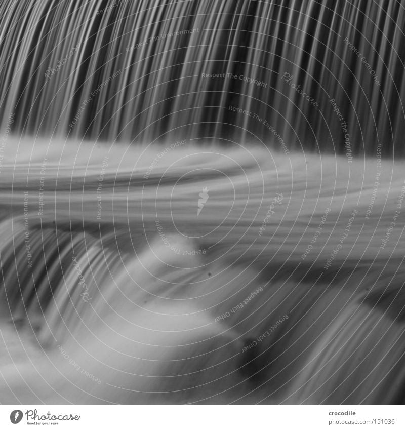 waterfall ll Wasser Wasserfall Bewegung fallen grau Schwarzweißfoto Felsen Stromschnellen Rauch Langzeitbelichtung Fluss Bach Sturz Fliesen u. Kacheln