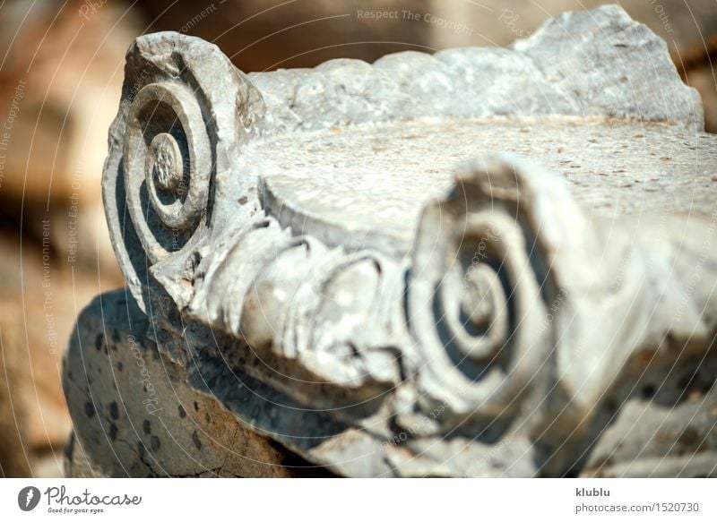 Die Türkei, Ephesus, Ruinen der alten römischen Stadt Ferien & Urlaub & Reisen Tourismus Kultur Himmel Wolken Felsen Gebäude Architektur Denkmal Stein groß
