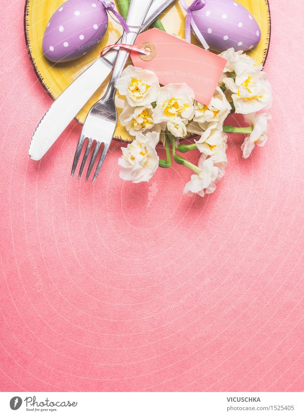 Ostern Tisch Gedeck mit Narzissen und Eier Festessen Stil Design Wohnung Dekoration & Verzierung Veranstaltung Restaurant Feste & Feiern Blühend gelb grün