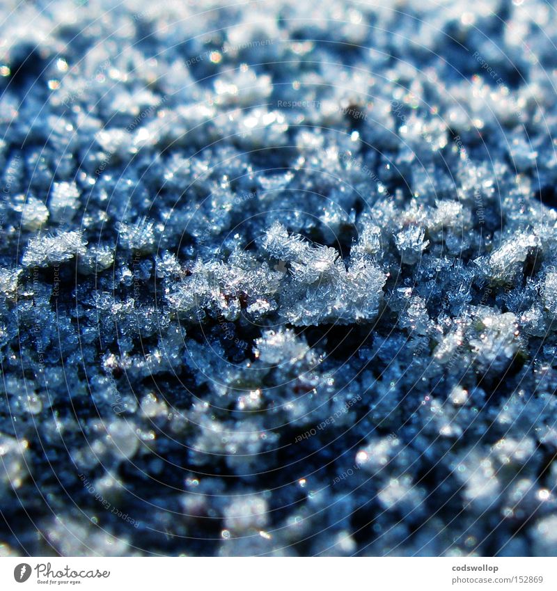 titan frieren Eiskristall Schnellzug Frost Wetter kalt Winter Wissenschaften Raureif crystal freeze frozen cold water Schnee