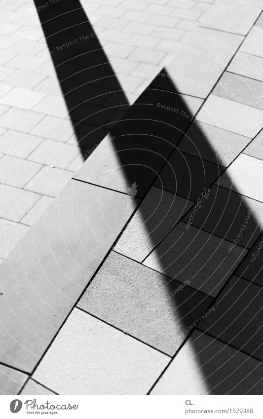 stufe 3 Architektur Treppe Wege & Pfade Boden Linie ästhetisch eckig Wandel & Veränderung Schwarzweißfoto Außenaufnahme abstrakt Menschenleer Tag Licht Schatten