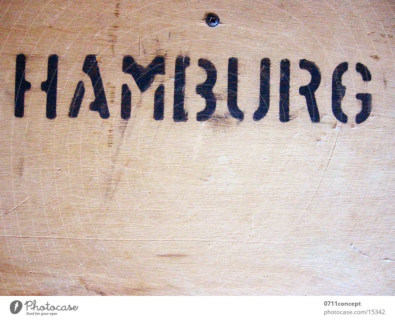 Hamburg Kiste Holz Typographie Handwerk Lautsprecher Schriftzeichen