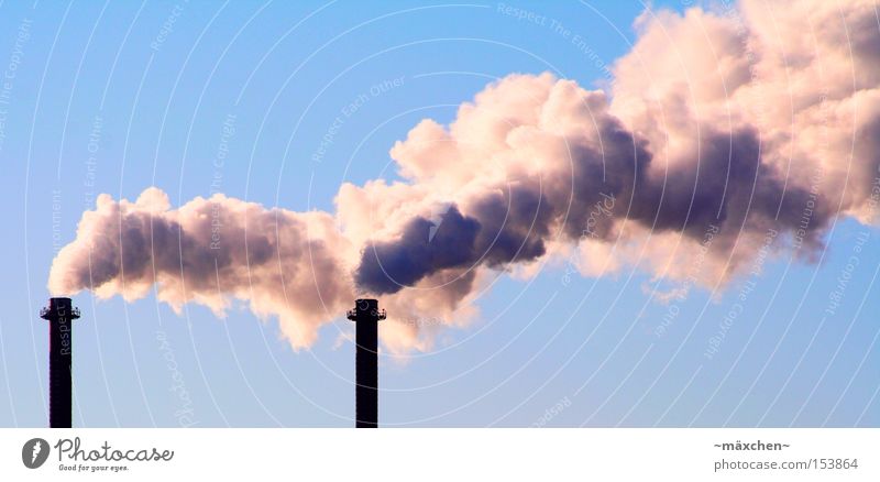 Qualm / global warming Klimawandel Abgas Rauch Turm Industriefotografie Himmel Kohlendioxid Umweltverschmutzung Produktion Stromkraftwerke Heizkraftwerk