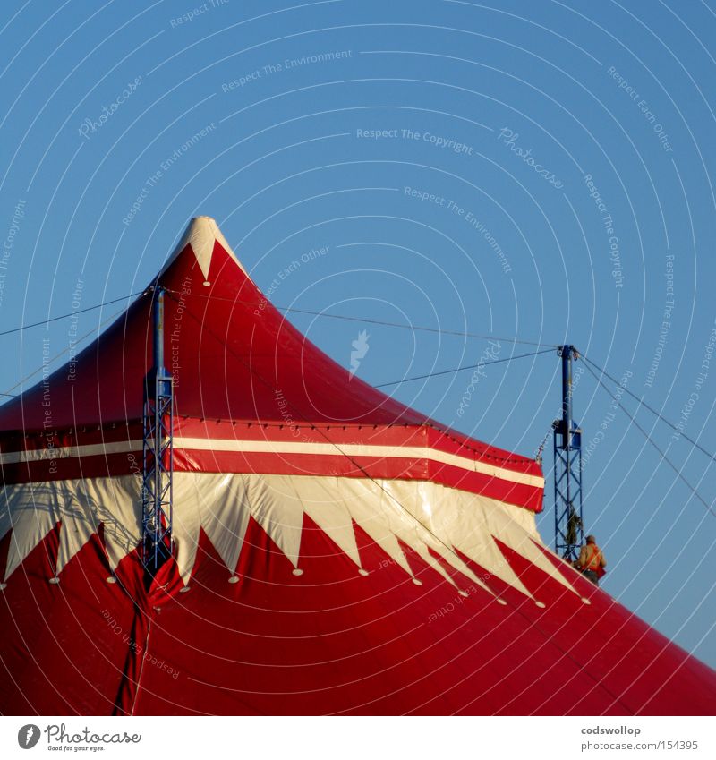 circus maximus Zirkus Veranstaltung Entertainment Gerüstbauer Zirkuszelt enorm Heiligengeistfeld Umbauen Dachdecker Demontage Zelt Detailaufnahme Ausstellung