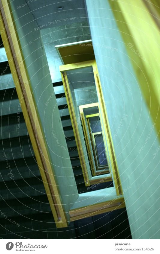 runter*nimmer Treppe aufwärts Stein Spirale Beton Tafel Treppengeländer Kontrast Flucht kommen gehen Architektur modern abwärts Holz