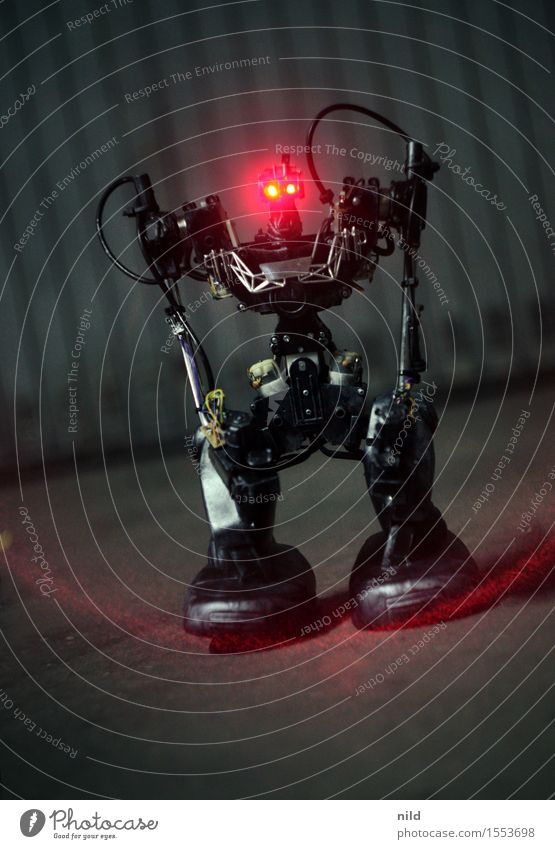 EXTERMINATE Freizeit & Hobby Technik & Technologie Fortschritt Zukunft Roboter 1 Mensch Kunst Aggression eckig rot schwarz Macht Angst Wut Feindseligkeit